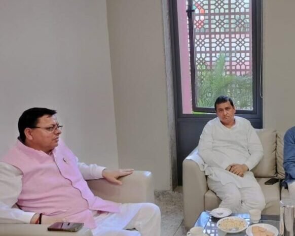  मुख्यमंत्री पुष्कर सिंह धामी व राज्य सभा सांसद की दिल्ली में हुयी मुलाक़ात