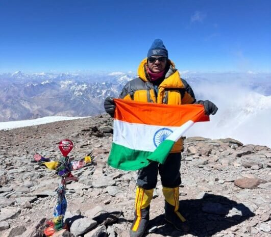  दक्षिण अमेरिका की सबसे ऊंची चोटी पर लहराया भारतीय ध्वज